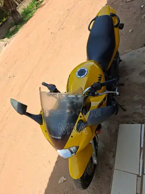 Kawasaki Z750 2003 Yellow