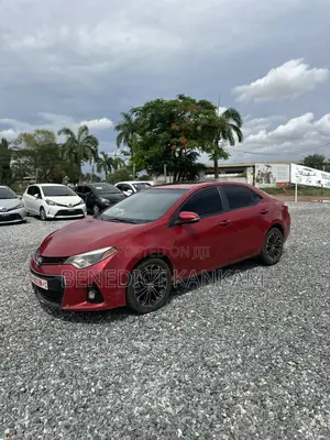 Toyota Corolla S 4dr Sedan (1.8L 4cyl CVT) 2016 Burgundy