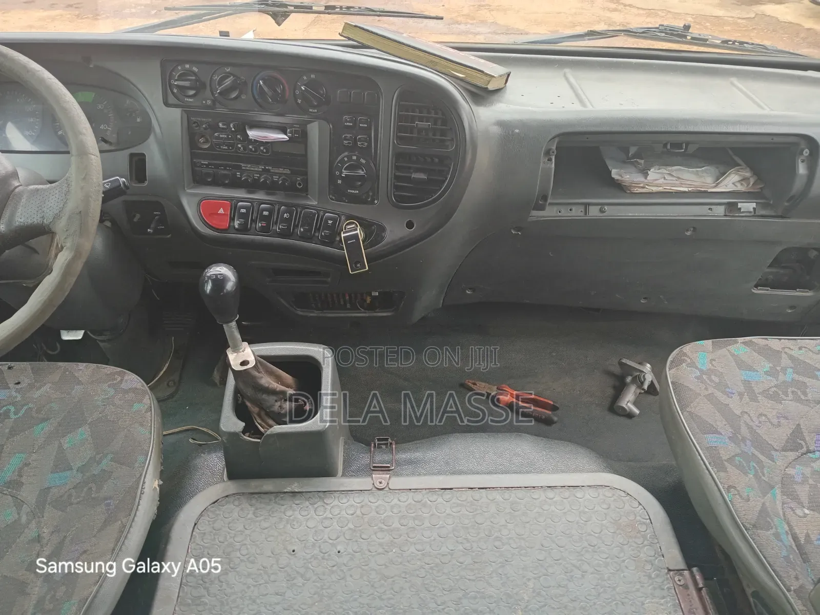 Hyundai County 2012 Blue