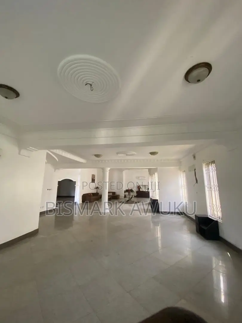 6bdrm House in East Legon for rent