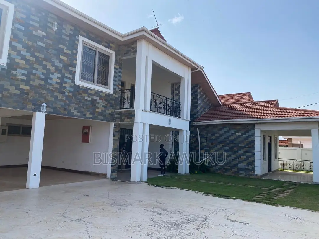 6bdrm House in East Legon for rent