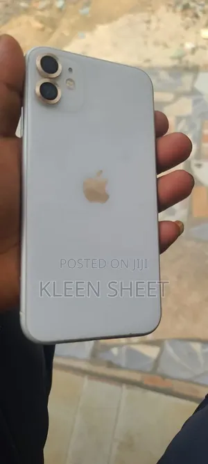 Apple iPhone 11 128 GB White