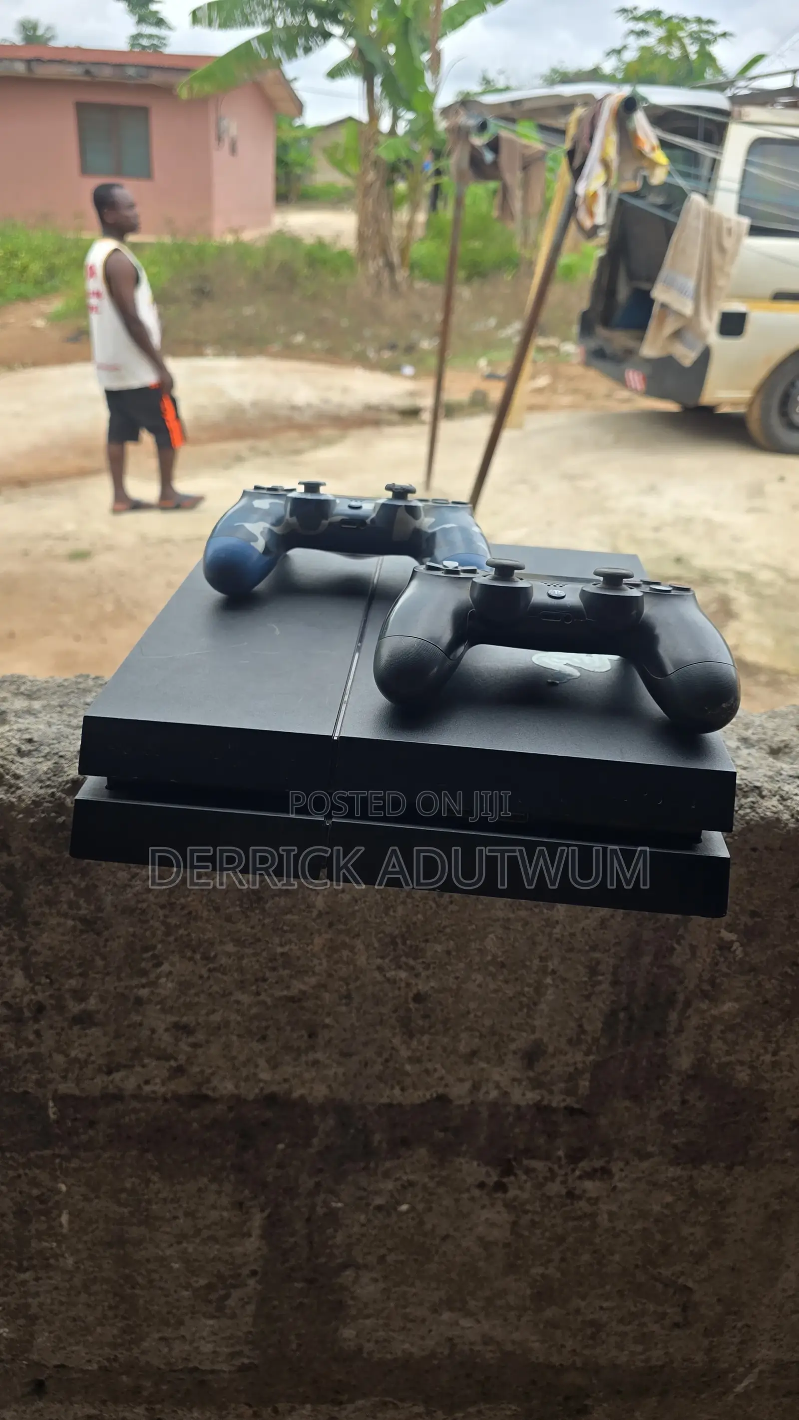 Ps4 Console