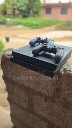 Ps4 Console