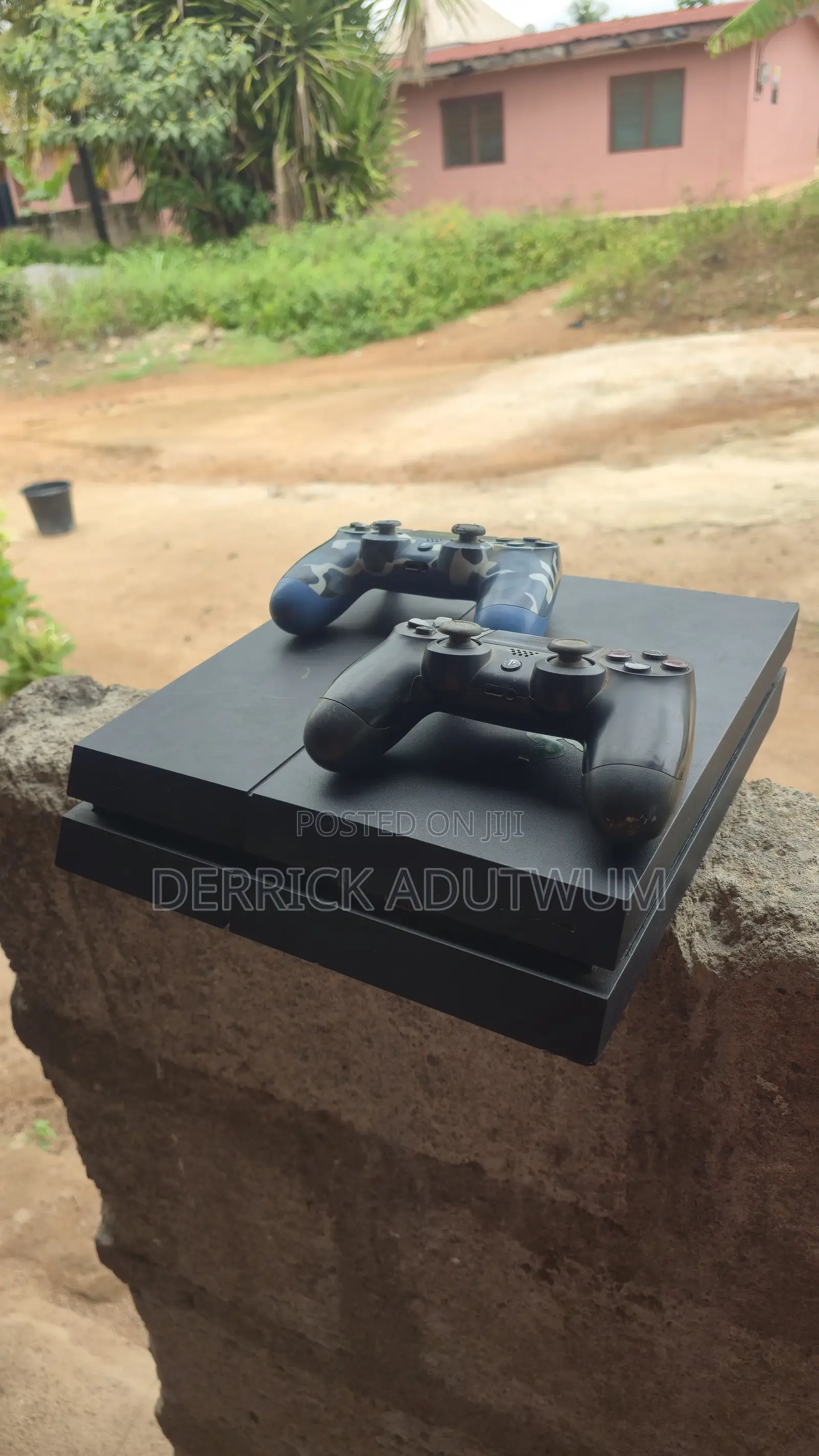 Ps4 Console