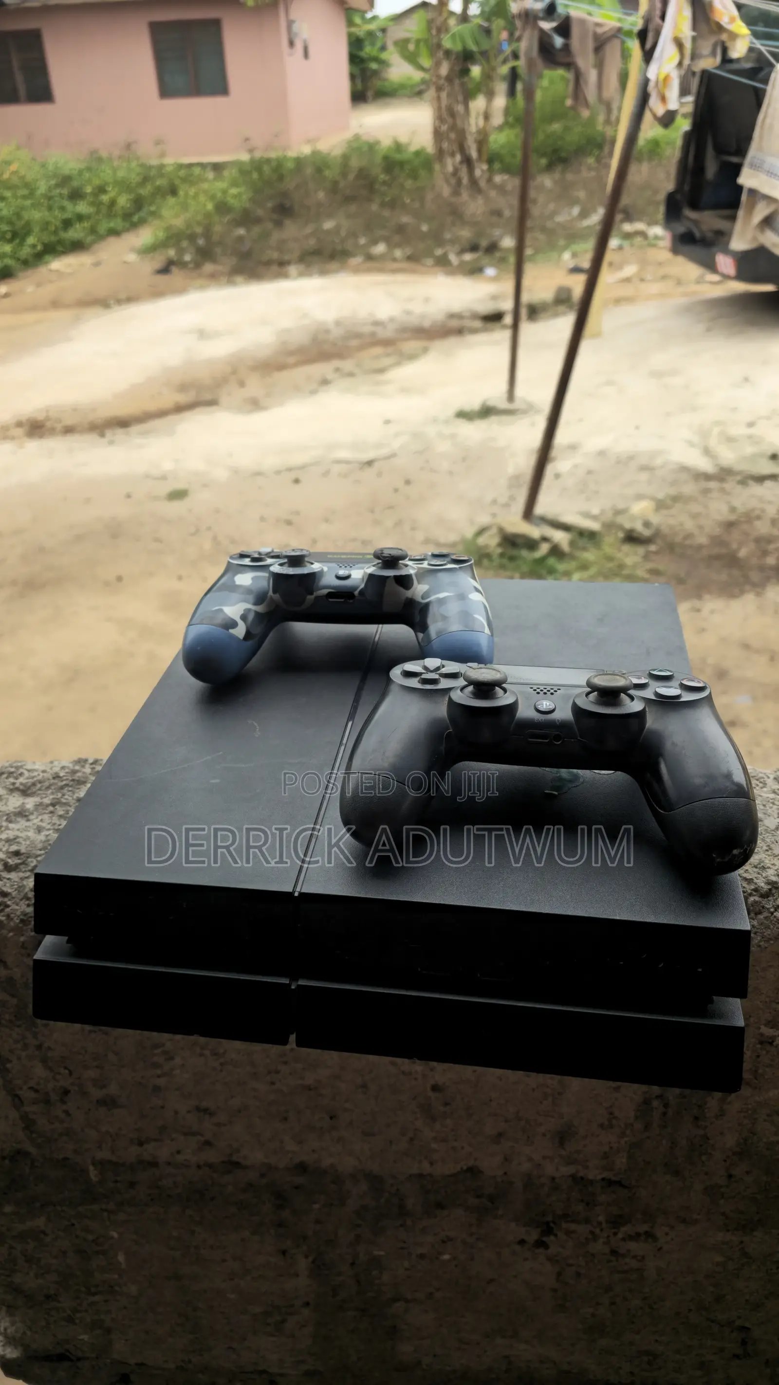 Ps4 Console