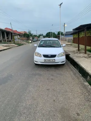 Toyota Corolla 2010 White