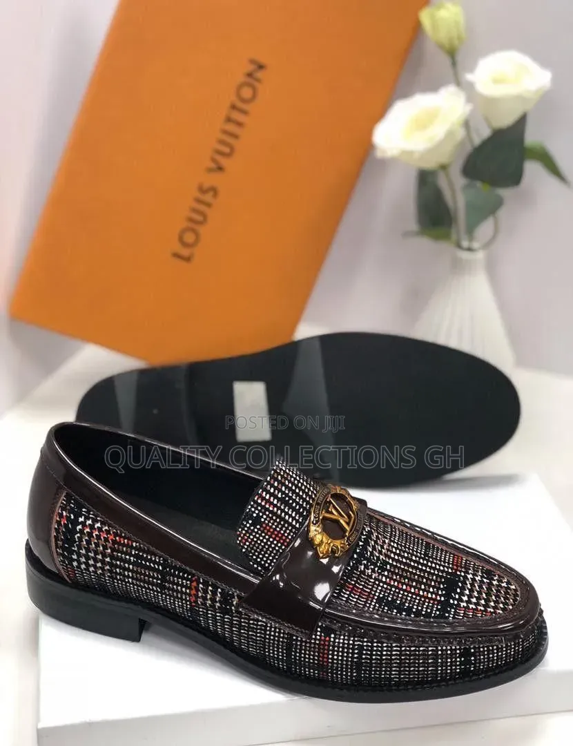 Authentic Louis Vuitton Mens Shoe