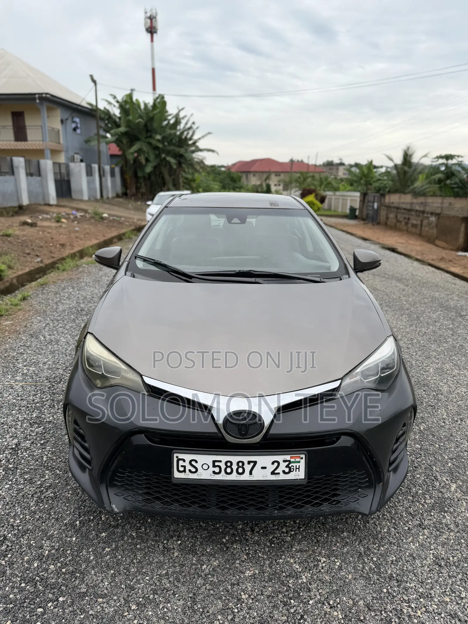 Toyota Corolla SE 4dr Sedan (1.8L 4cyl CVT) 2017 Gray