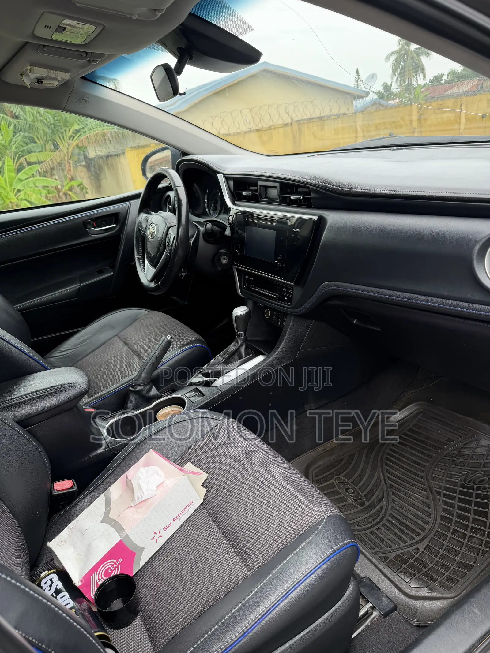 Toyota Corolla SE 4dr Sedan (1.8L 4cyl CVT) 2017 Gray