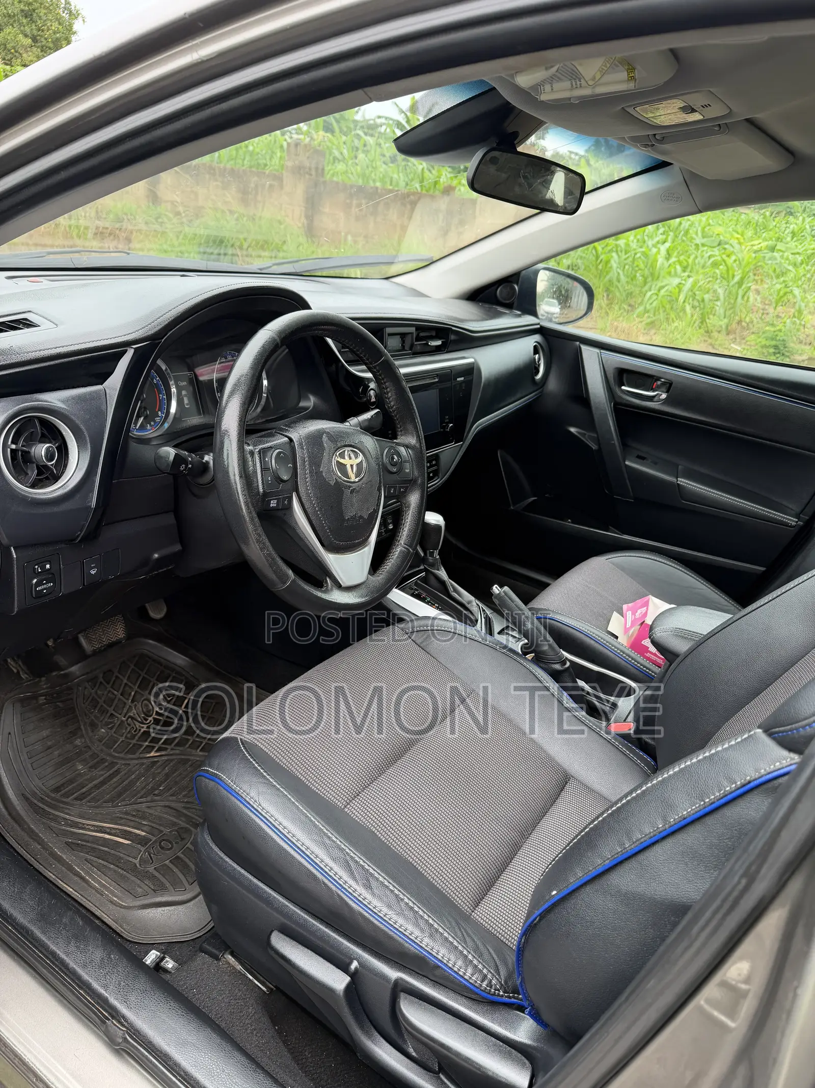 Toyota Corolla SE 4dr Sedan (1.8L 4cyl CVT) 2017 Gray