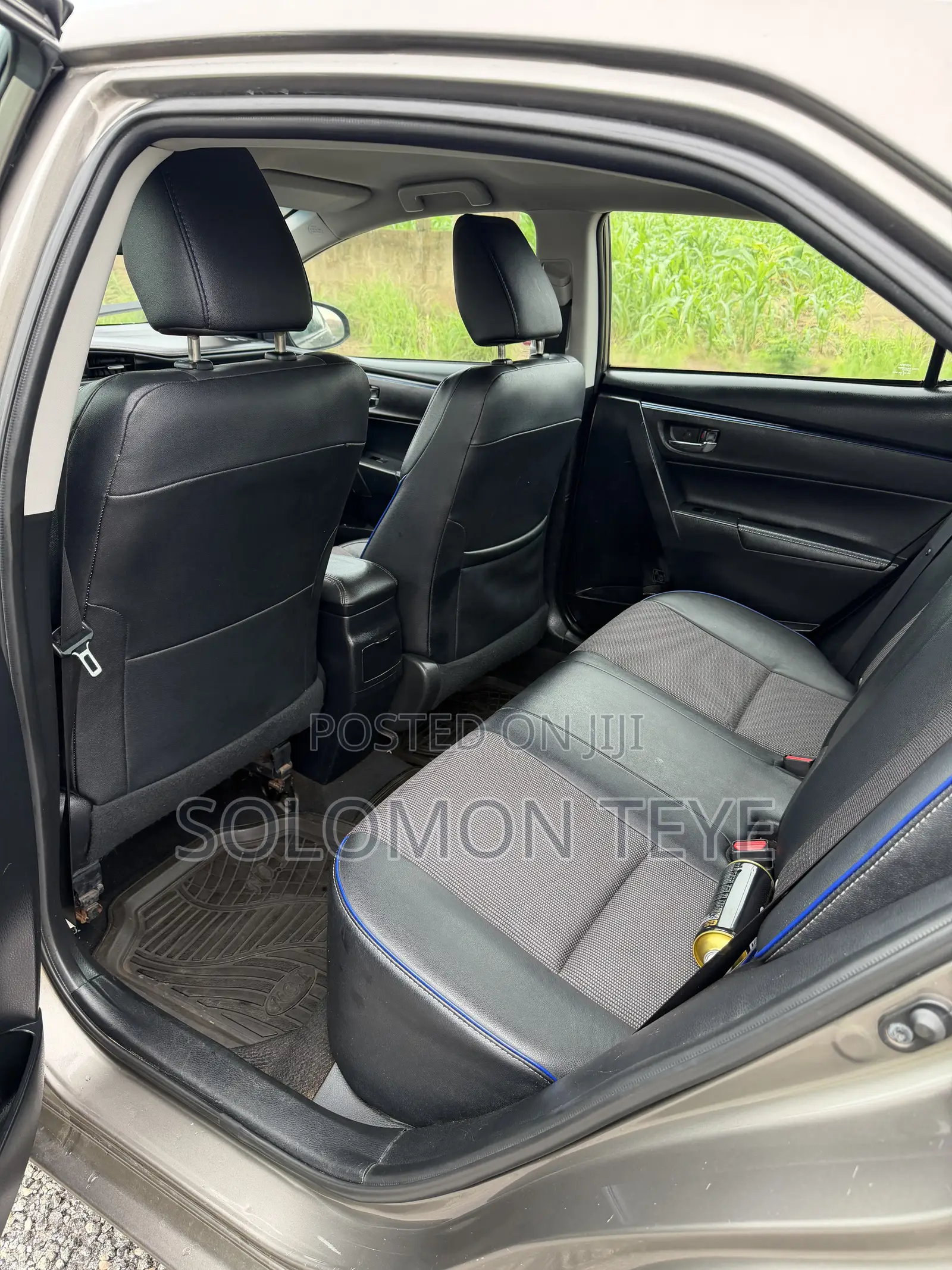 Toyota Corolla SE 4dr Sedan (1.8L 4cyl CVT) 2017 Gray
