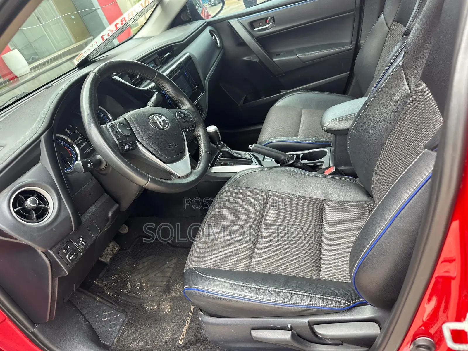 Toyota Corolla SE 4dr Sedan (1.8L 4cyl CVT) 2017 Red