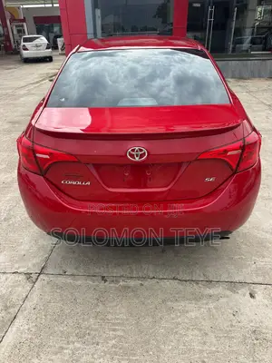 Toyota Corolla SE 4dr Sedan (1.8L 4cyl CVT) 2017 Red