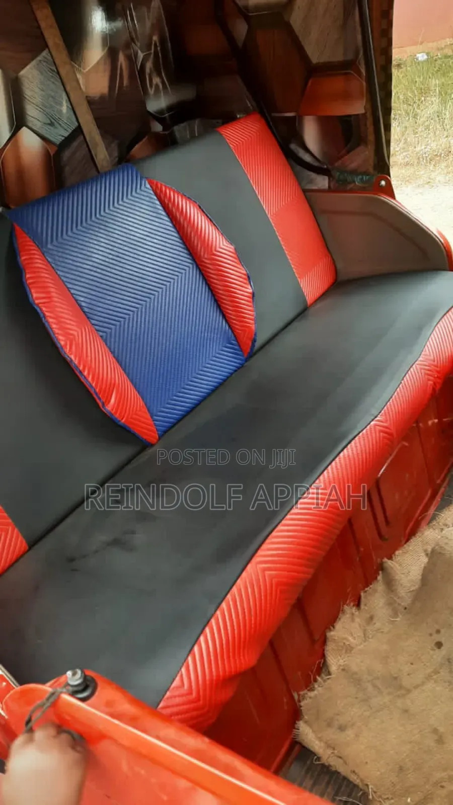 Bajaj RE 2026 Red