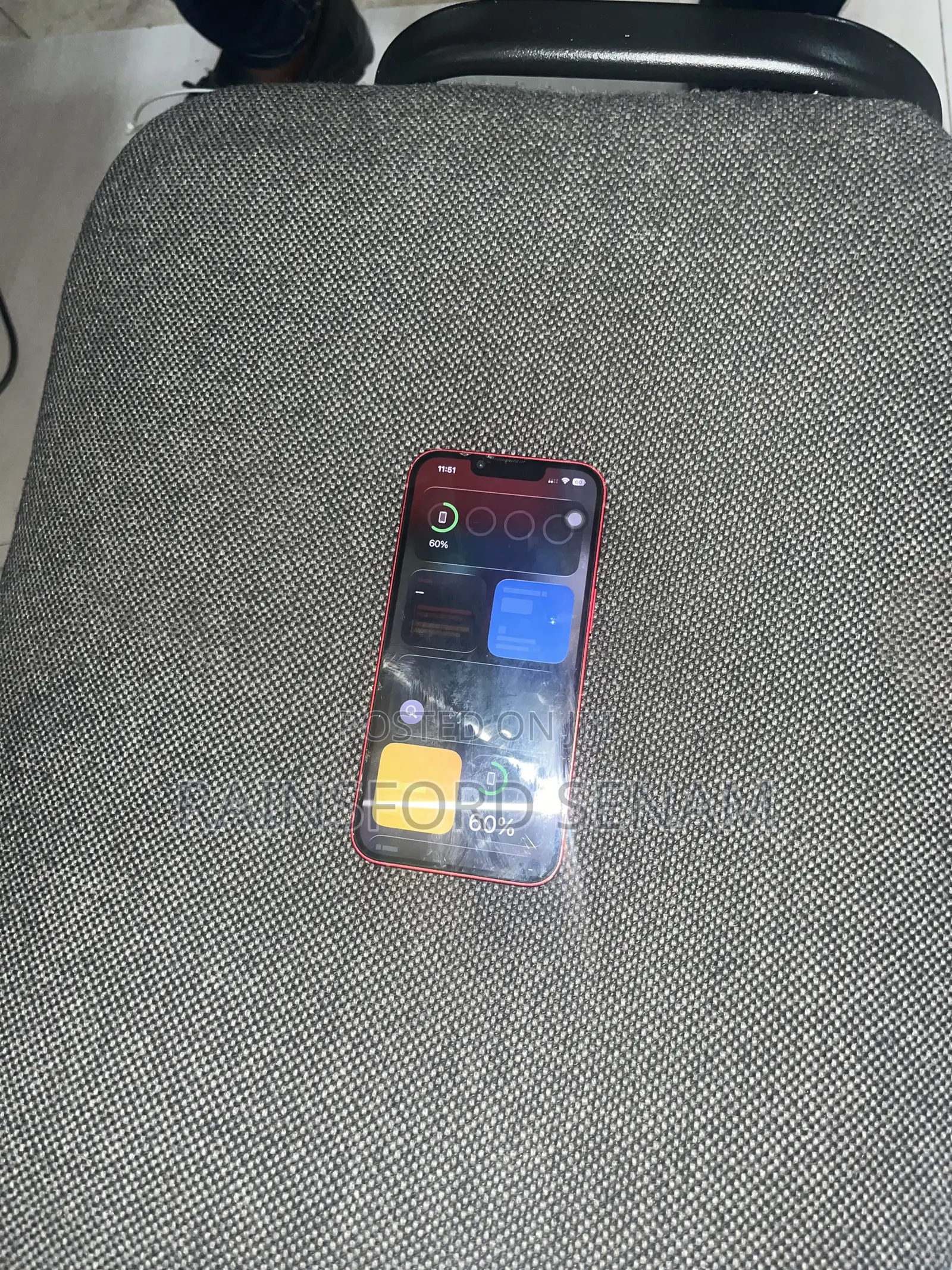 Apple iPhone 13 128 GB Red
