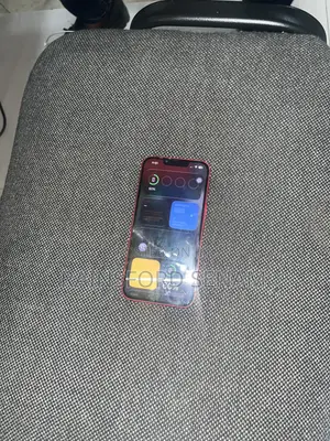 Apple iPhone 13 128 GB Red