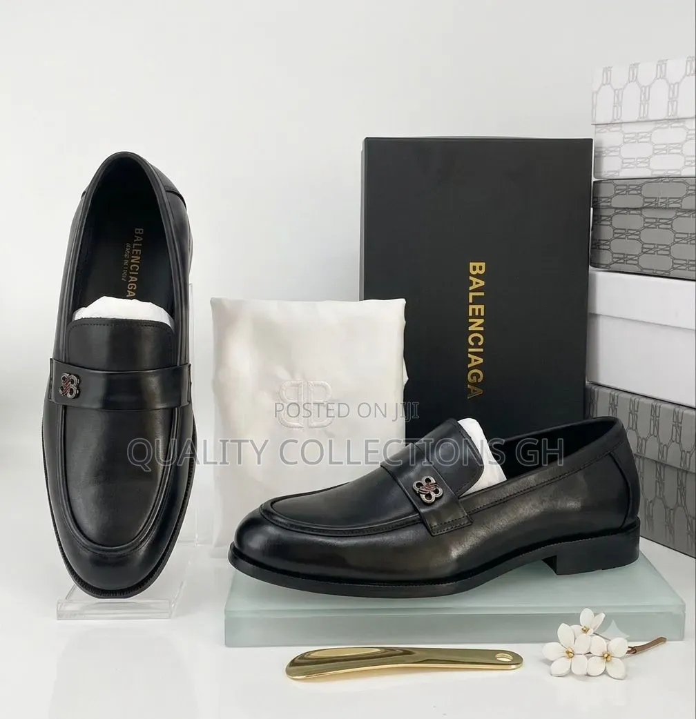 Balenciaga Black Leather Shoe