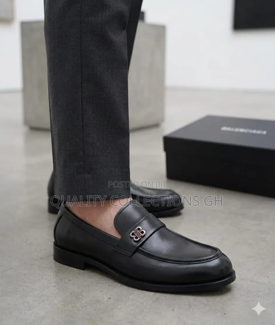 Balenciaga Black Leather Shoe