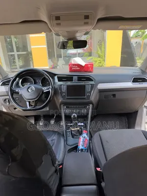 Volkswagen Tiguan 2017 Silver