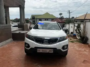 Kia Sorento 2.5 CRDi 4x4 Automatic 2010 White