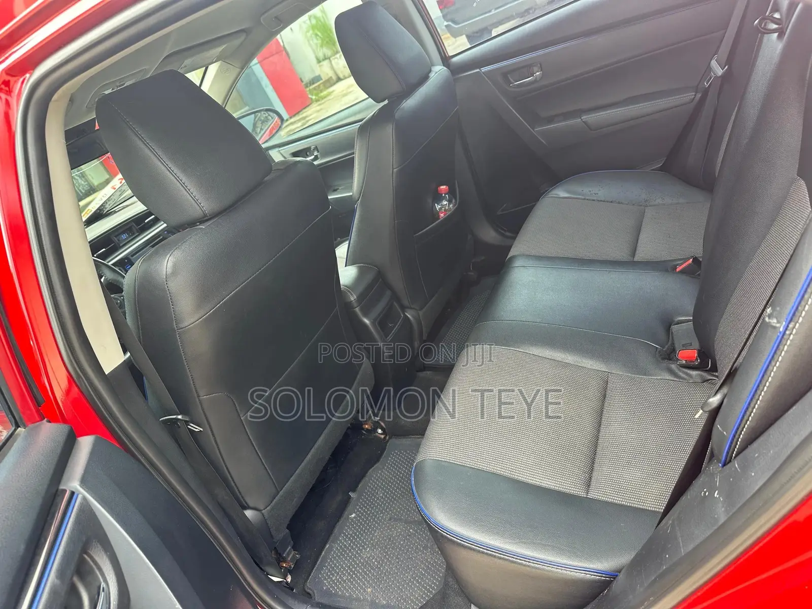 Toyota Corolla SE 4dr Sedan (1.8L 4cyl CVT) 2017 Red