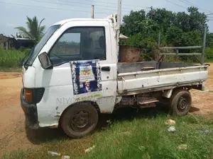 Daihatsu Hijet 2012 White