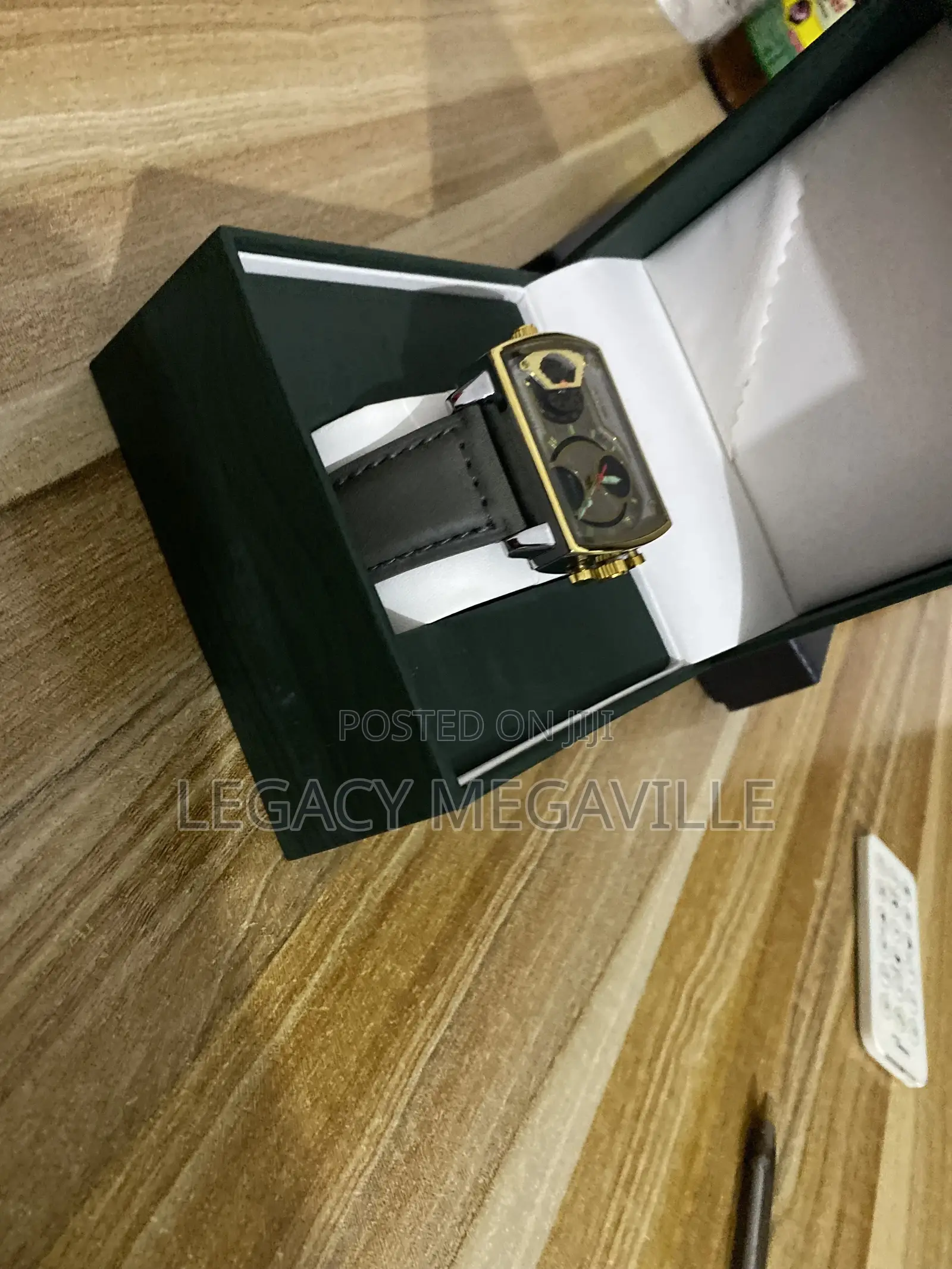 Bestwin Luxurious Watch