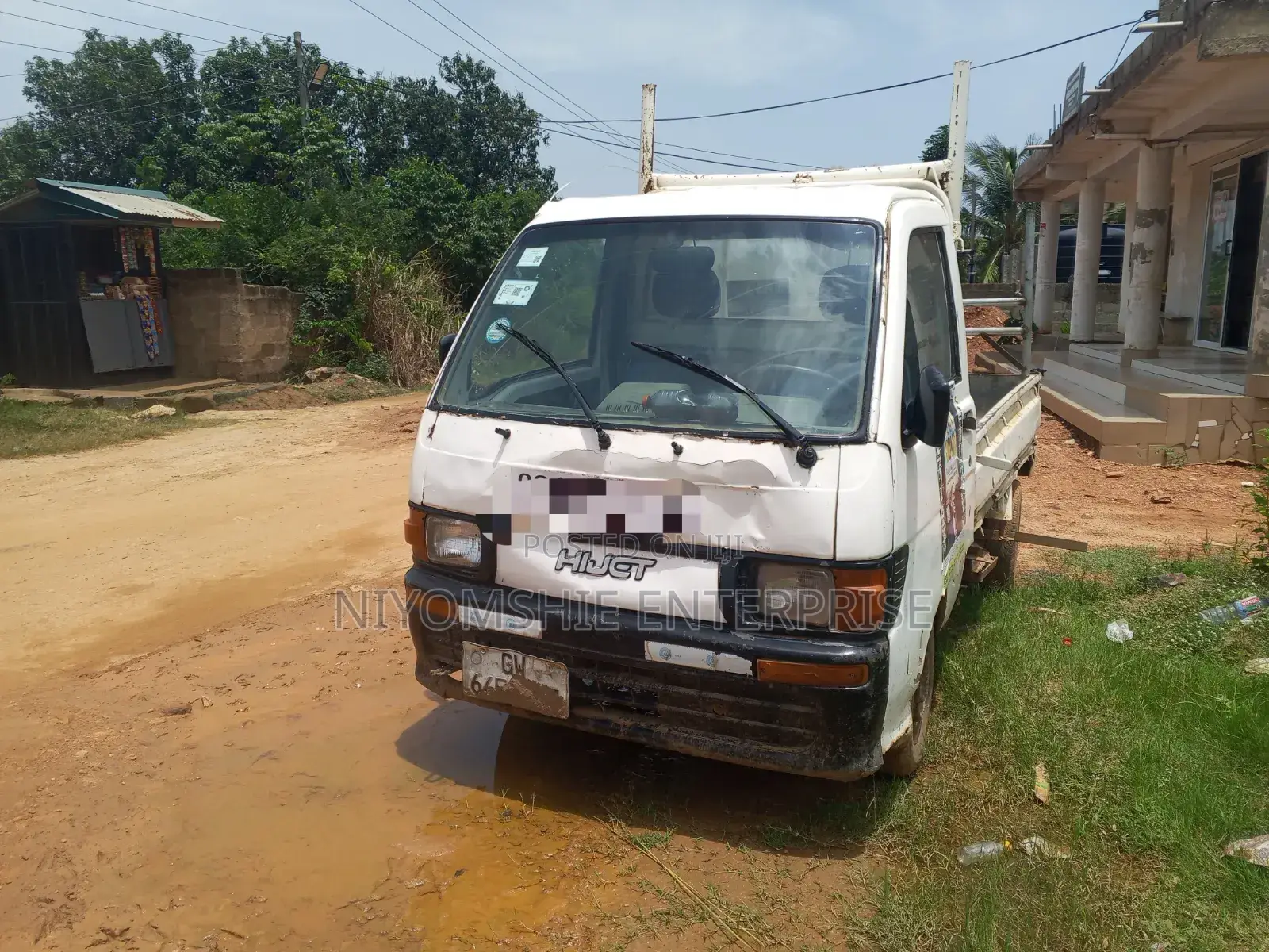 Daihatsu Hijet 2012 White