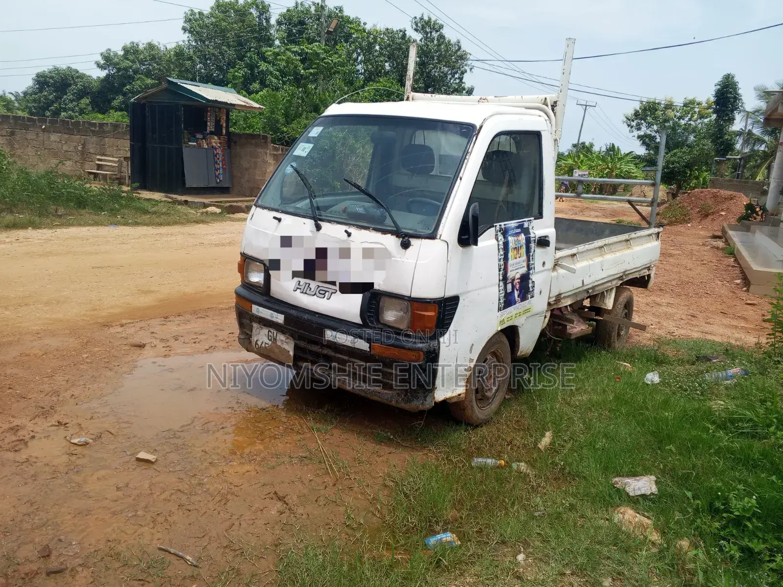 Daihatsu Hijet 2012 White
