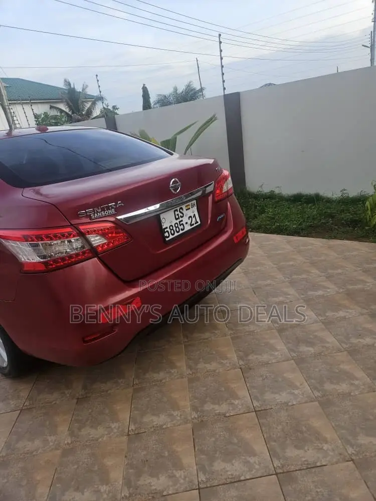 Nissan Sentra 2014 Red