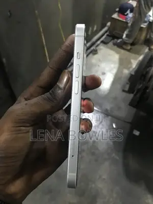 Apple iPhone 13 256 GB White