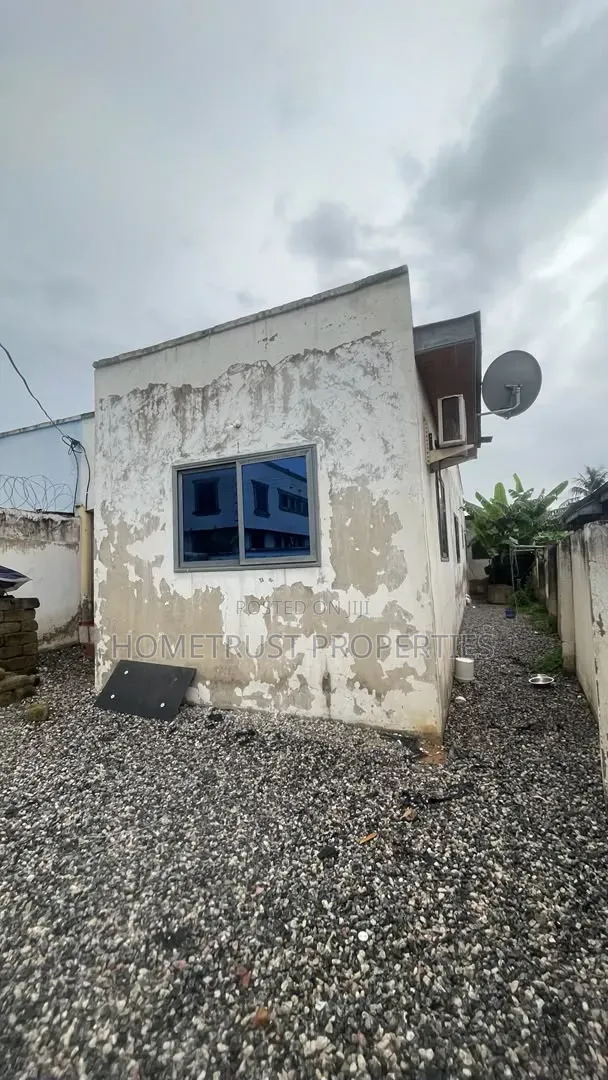 2bdrm House in Ablekuma Amomorle, Pentecost for sale