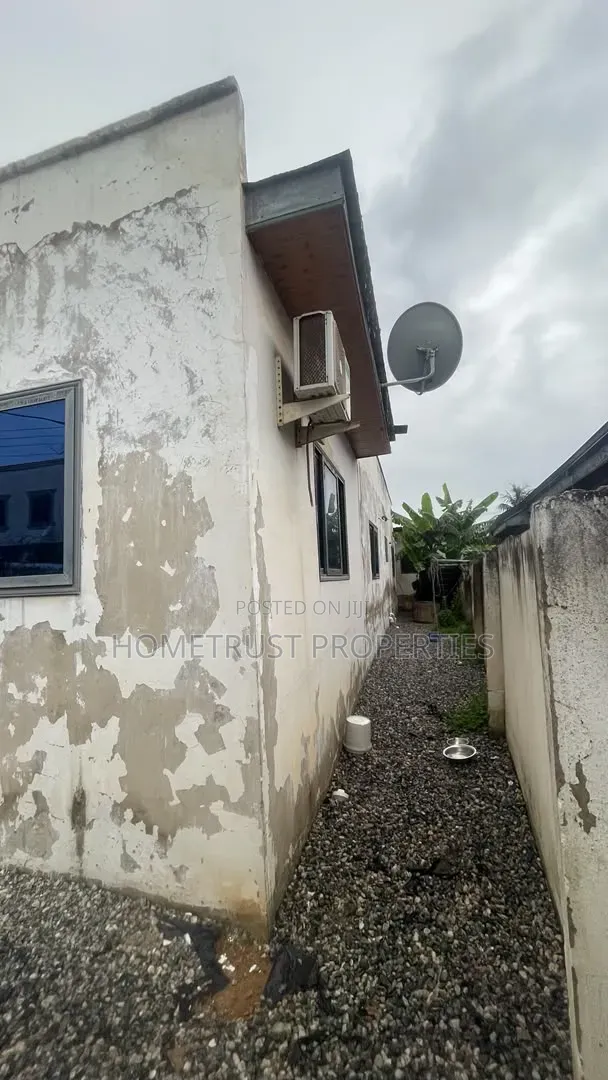 2bdrm House in Ablekuma Amomorle, Pentecost for sale