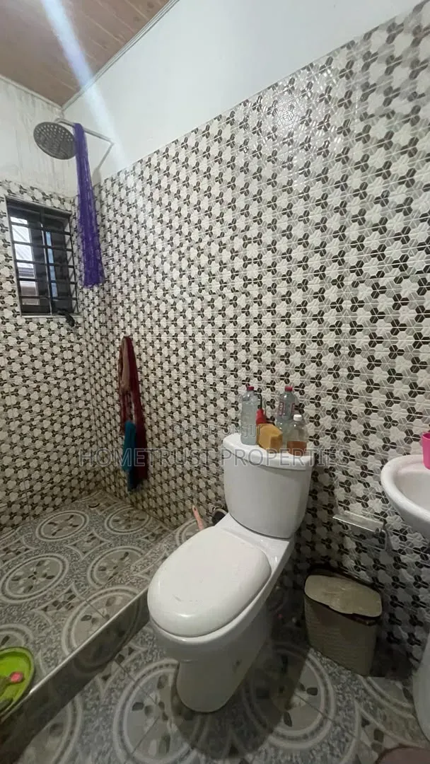 2bdrm House in Ablekuma Amomorle, Pentecost for sale