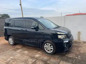 Toyota Voxy 2013 Black