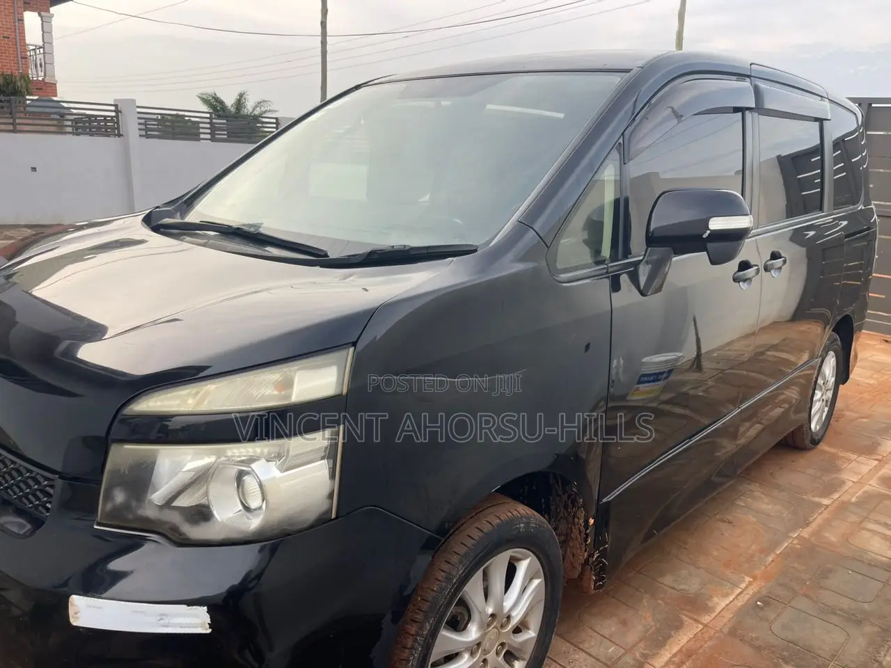 Toyota Voxy 2013 Black