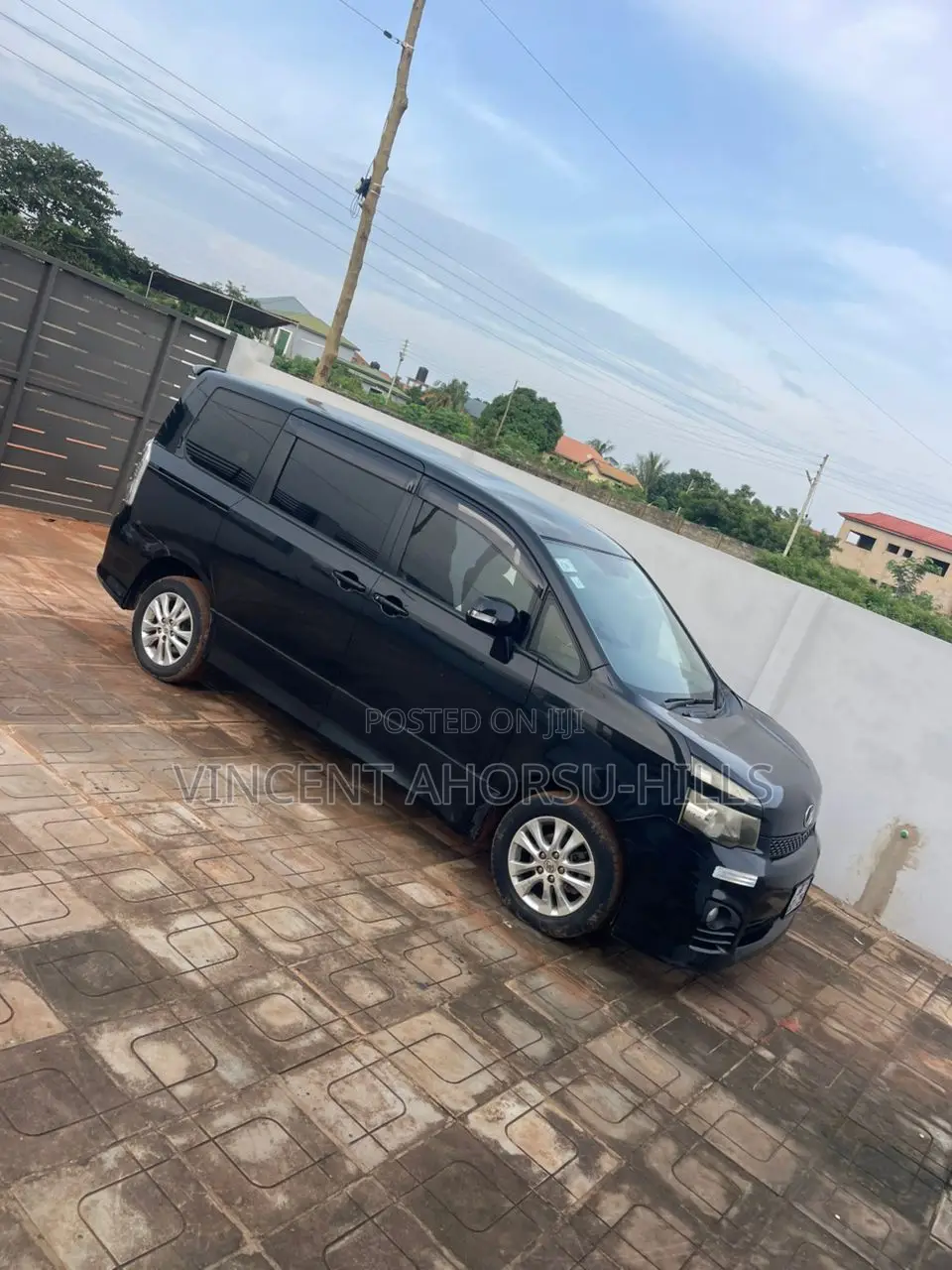 Toyota Voxy 2013 Black