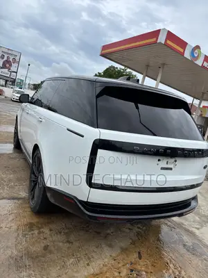 Land Rover Range Rover Autobiography LWB 2023 White