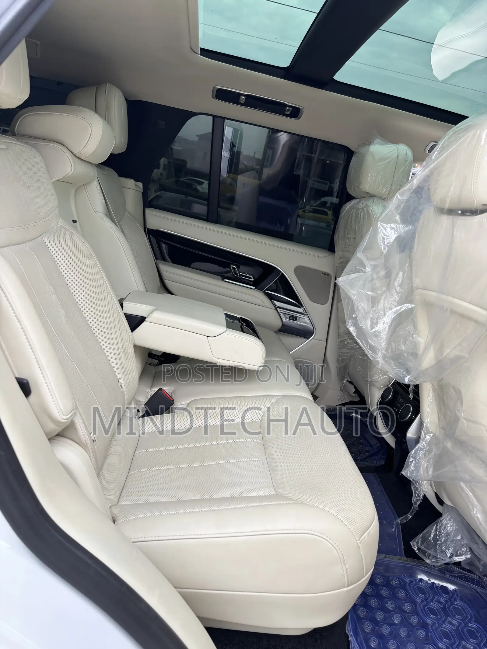 Land Rover Range Rover Autobiography LWB 2023 White