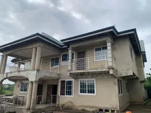4bdrm House in Nsawam, Accra Metropolitan for sale