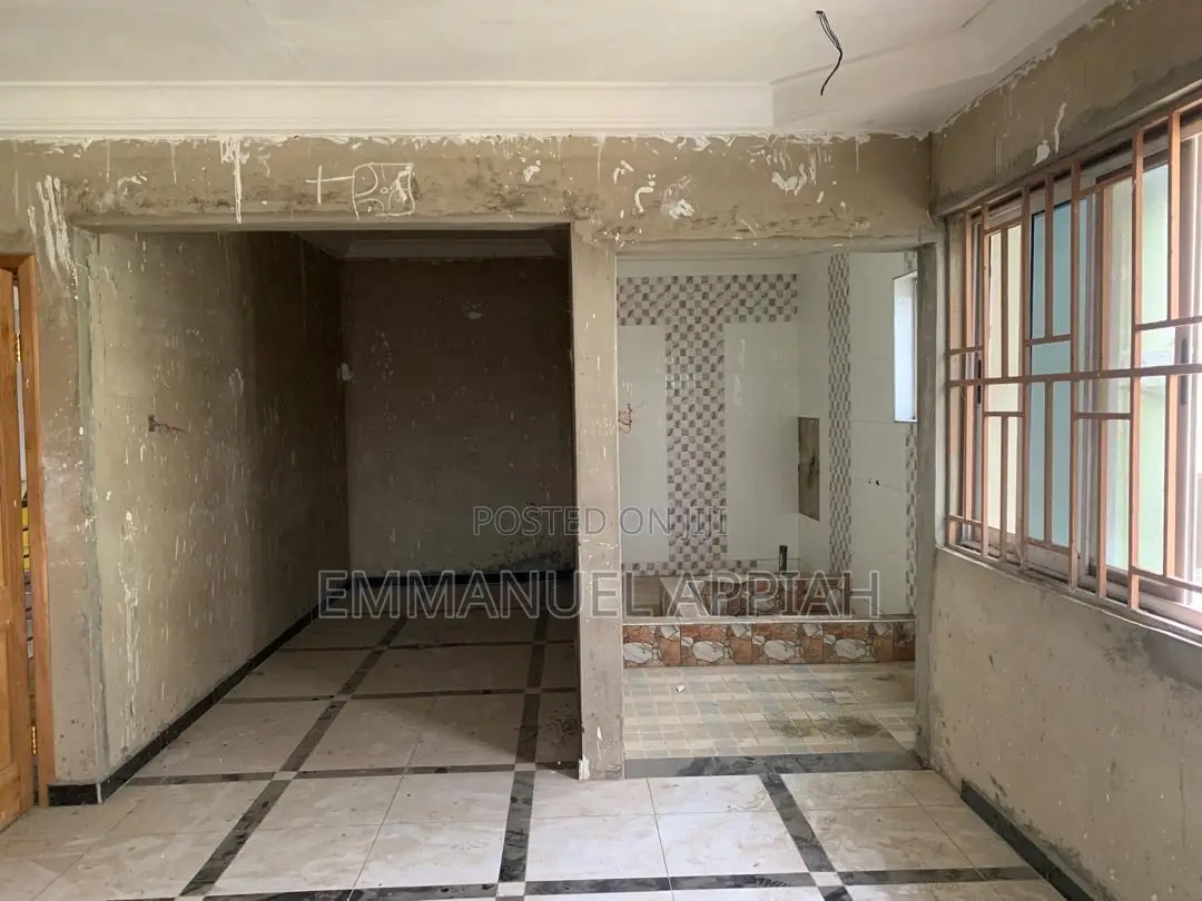 4bdrm House in Nsawam, Accra Metropolitan for sale