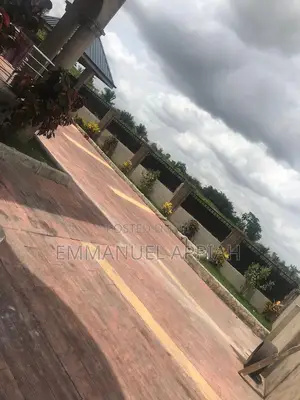 4bdrm House in Nsawam, Accra Metropolitan for sale