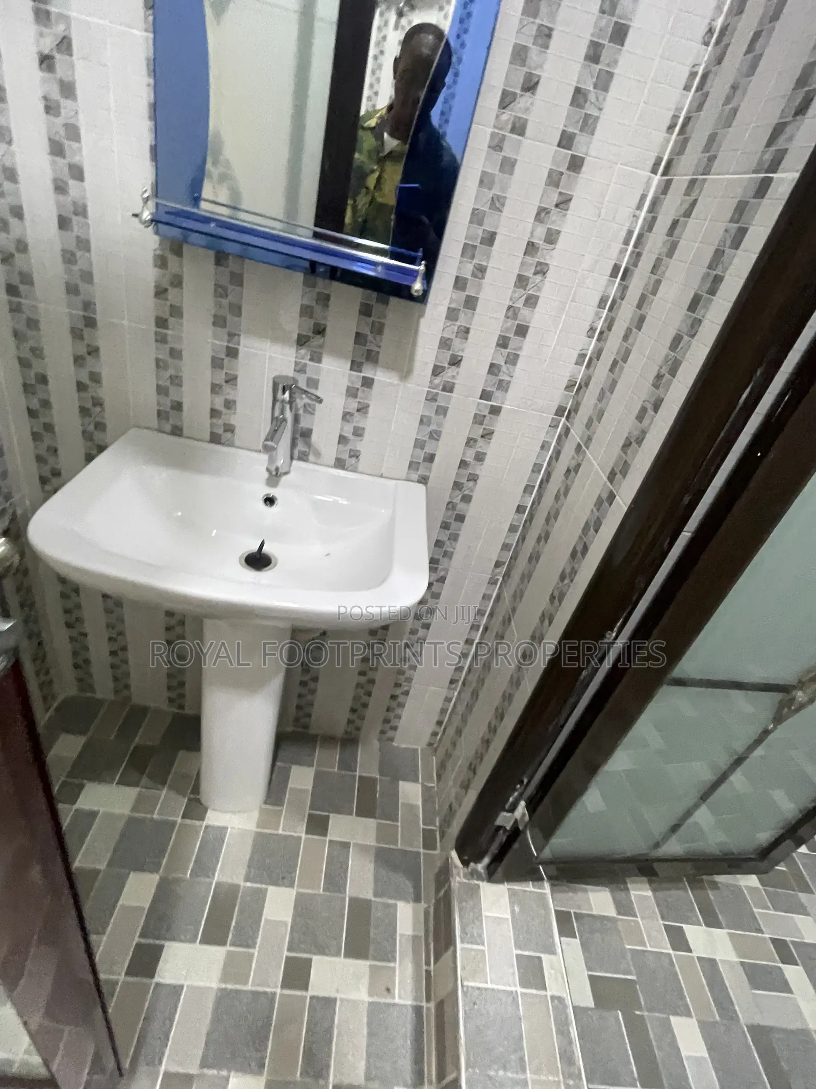 2bdrm Apartment in Royal Footprints, Ashaley Botwe for rent