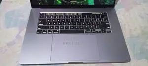 Laptop Apple MacBook Pro 2019 16GB Intel Core i7 SSD 512GB