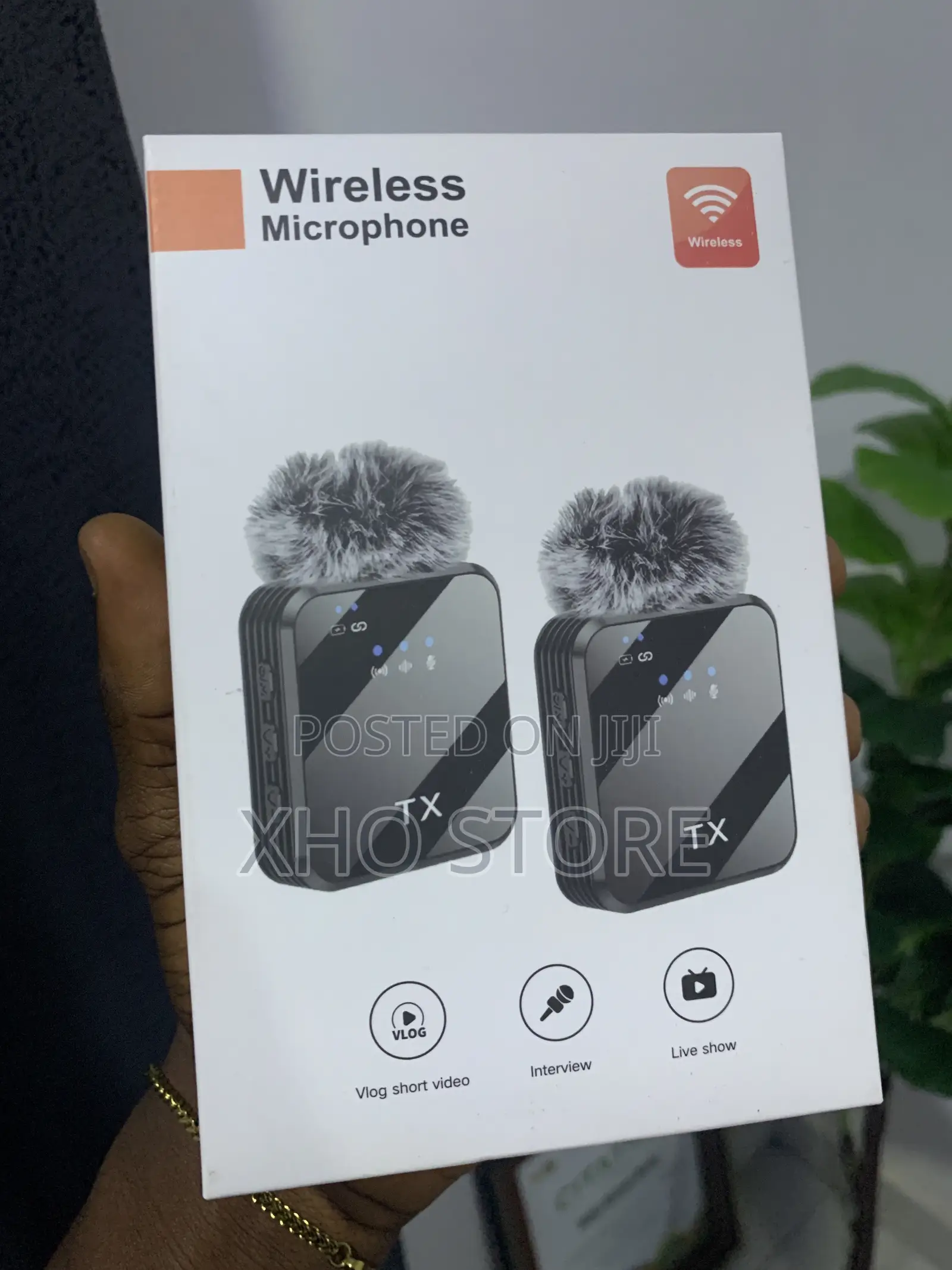 Professional Wireless Lapel Microphone With Smart Noise Reduction