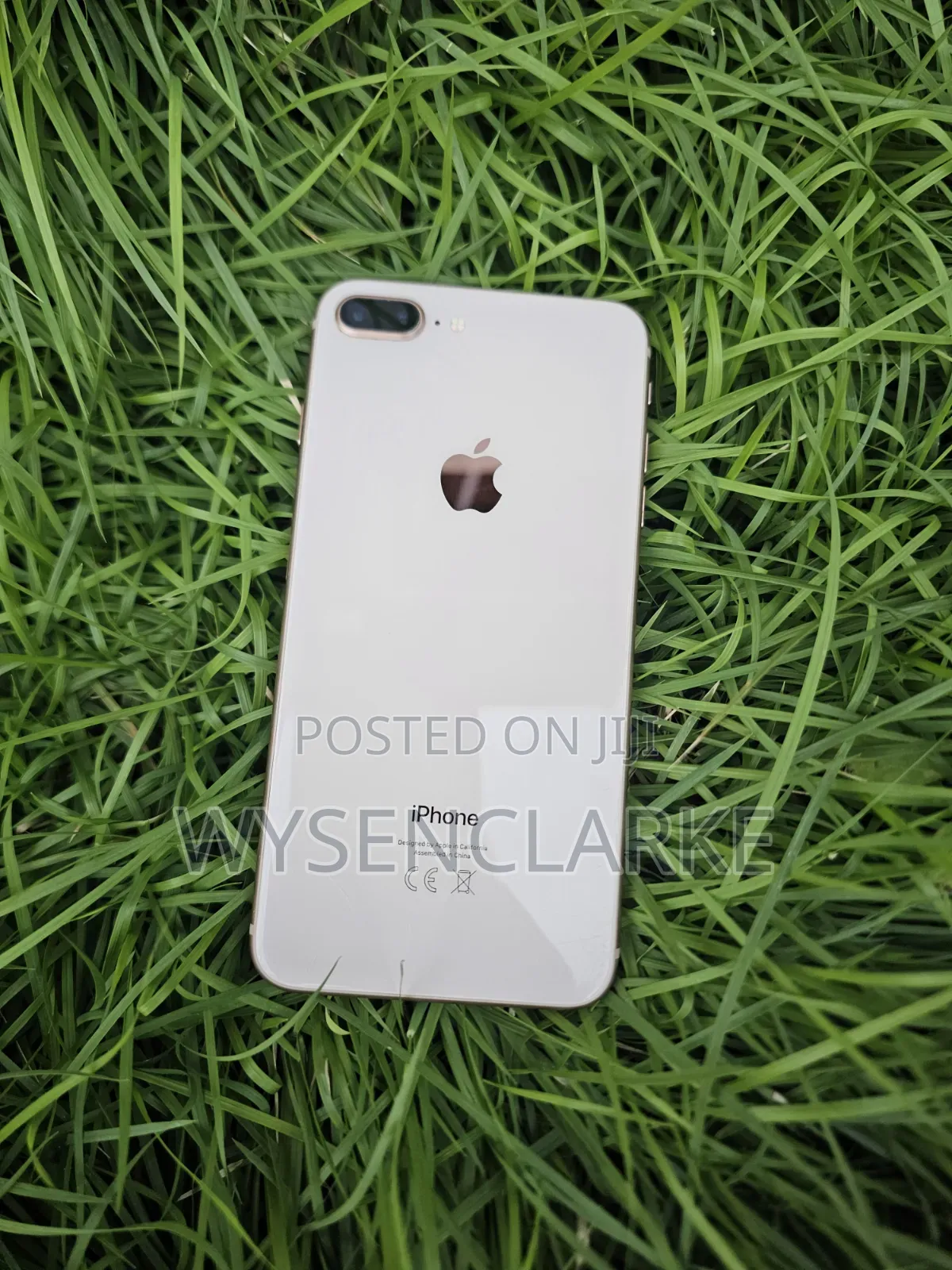 Apple iPhone 8 Plus 64 GB Gold