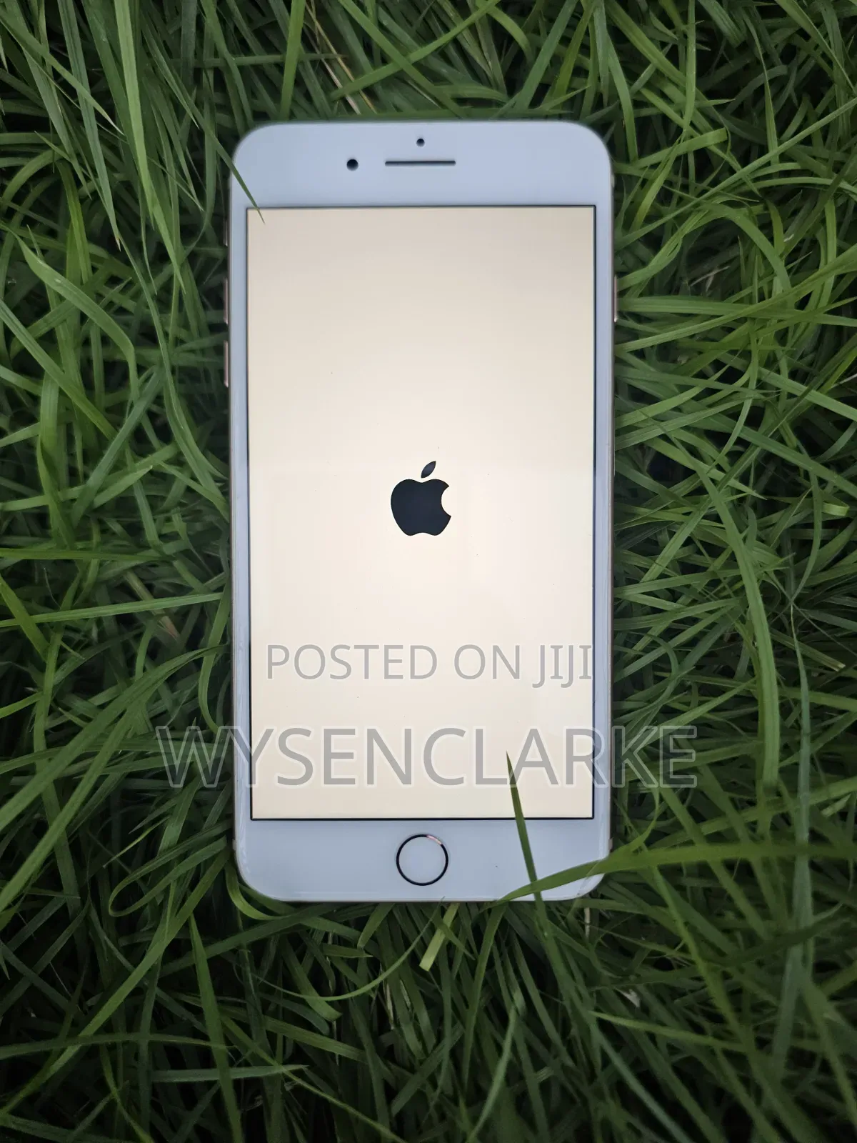 Apple iPhone 8 Plus 64 GB Gold