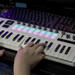 M Vave SMK 37pro Wireless Midi Keyboard
