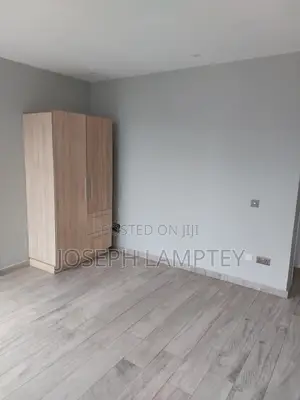 3bdrm House in Joseph Lamptey, Airport Residential Area for rent